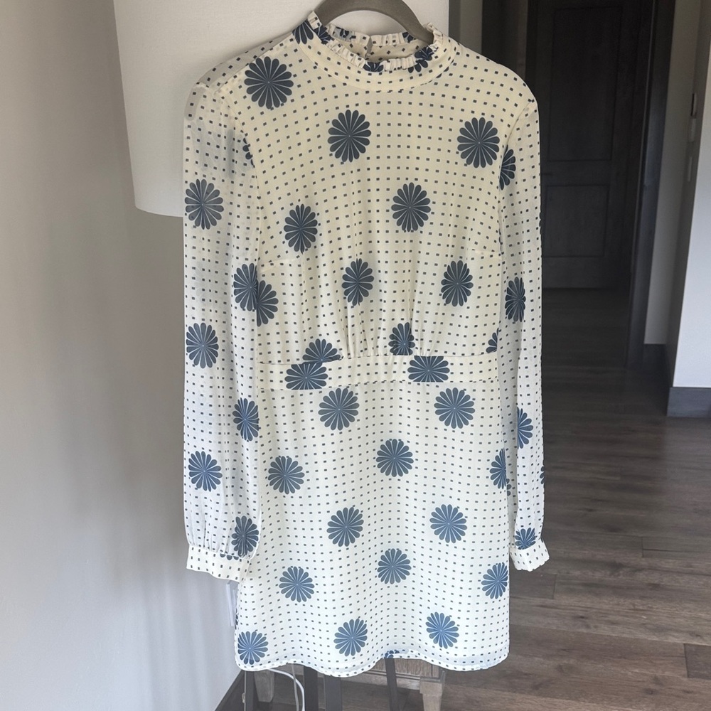 ModCloth long sleeved dress Sz 0